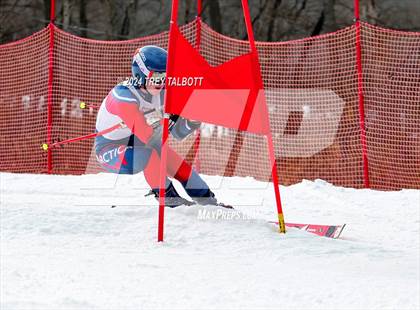 Thumbnail 3 in NYSPHSAA Section V Class A & B Giant Slalom Final (Second Run) photogallery.