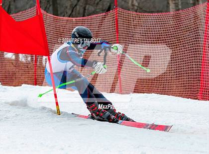 Thumbnail 2 in NYSPHSAA Section V Class A & B Giant Slalom Final (Second Run) photogallery.