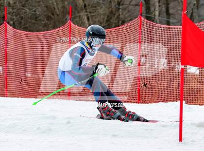 Thumbnail 1 in NYSPHSAA Section V Class A & B Giant Slalom Final (Second Run) photogallery.