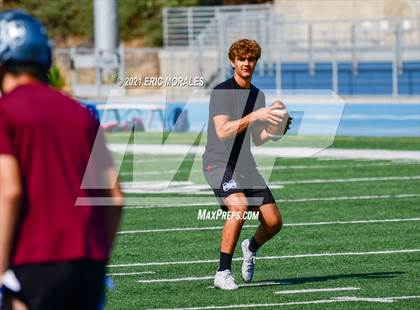 Thumbnail 3 in Mira Mesa vs Rancho Buena Vista (7 on 7) photogallery.