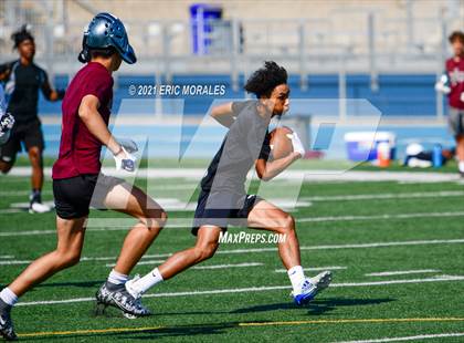 Thumbnail 2 in Mira Mesa vs Rancho Buena Vista (7 on 7) photogallery.
