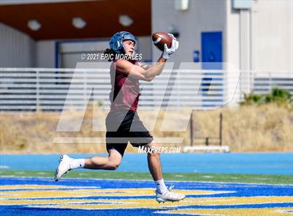 Thumbnail 2 in Mira Mesa vs Rancho Buena Vista (7 on 7) photogallery.
