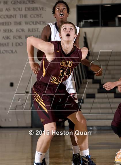 Thumbnail 2 in Simi Valley vs. King (MaxPreps Holiday Classic) photogallery.