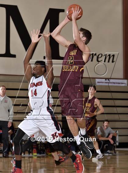 Thumbnail 3 in Simi Valley vs. King (MaxPreps Holiday Classic) photogallery.