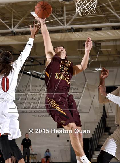 Thumbnail 3 in Simi Valley vs. King (MaxPreps Holiday Classic) photogallery.