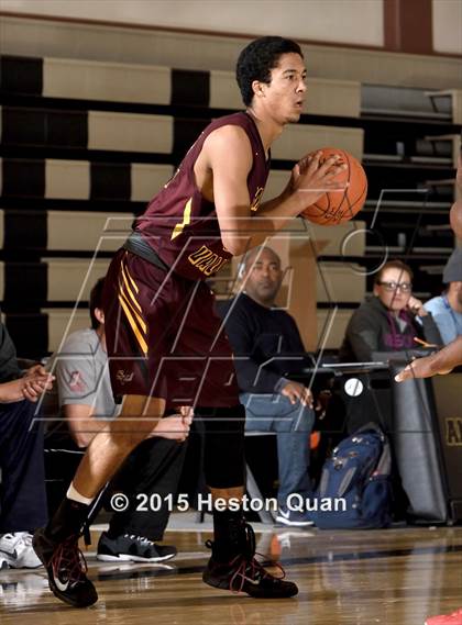 Thumbnail 3 in Simi Valley vs. King (MaxPreps Holiday Classic) photogallery.