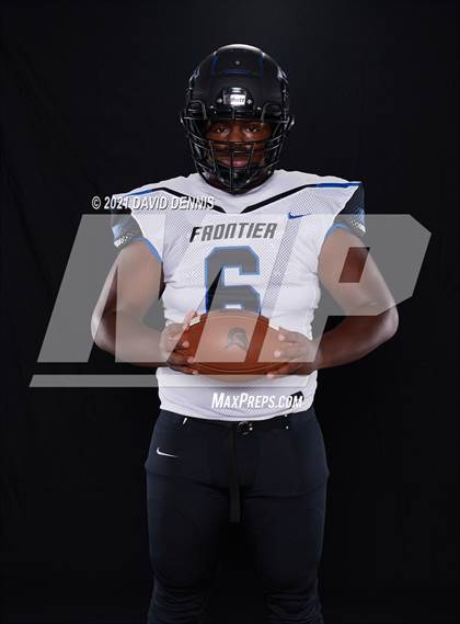 Thumbnail 1 in Frontier Football Seniors photogallery.