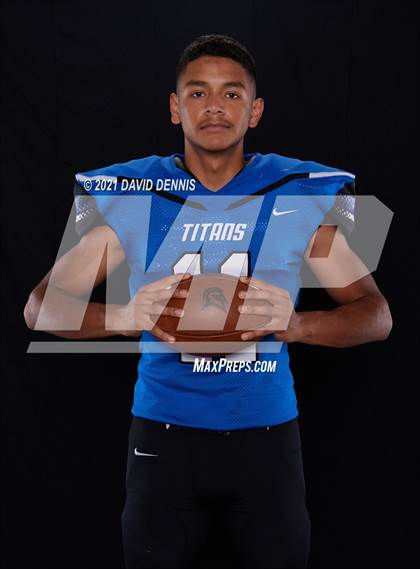 Thumbnail 2 in Frontier Football Seniors photogallery.
