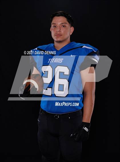 Thumbnail 3 in Frontier Football Seniors photogallery.