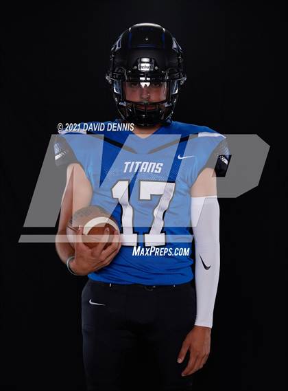 Thumbnail 3 in Frontier Football Seniors photogallery.