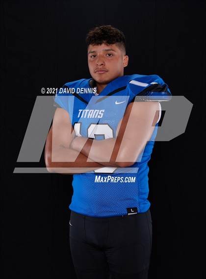 Thumbnail 2 in Frontier Football Seniors photogallery.