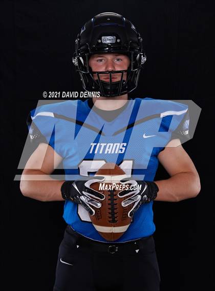 Thumbnail 3 in Frontier Football Seniors photogallery.
