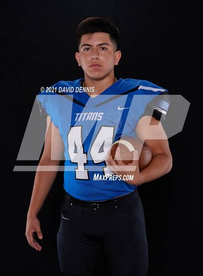 Thumbnail 2 in Frontier Football Seniors photogallery.