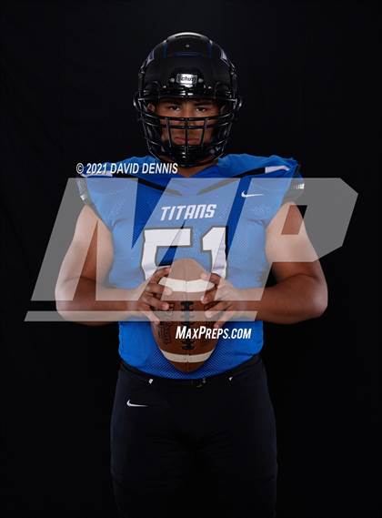 Thumbnail 3 in Frontier Football Seniors photogallery.