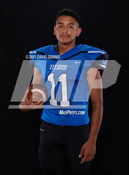 Thumbnail 3 in Frontier Football Seniors photogallery.