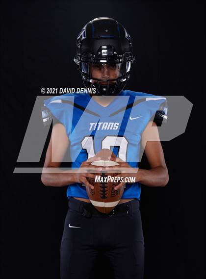 Thumbnail 1 in Frontier Football Seniors photogallery.