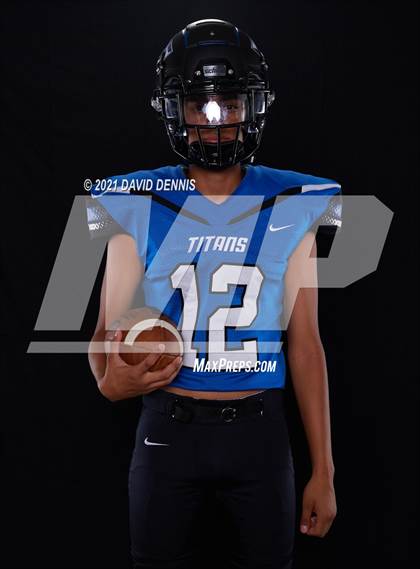 Thumbnail 3 in Frontier Football Seniors photogallery.