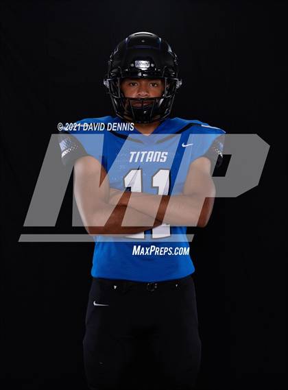 Thumbnail 3 in Frontier Football Seniors photogallery.