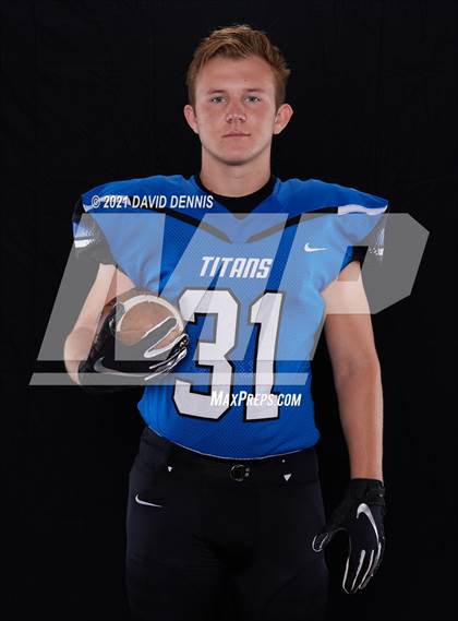 Thumbnail 1 in Frontier Football Seniors photogallery.