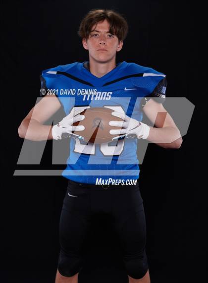 Thumbnail 1 in Frontier Football Seniors photogallery.