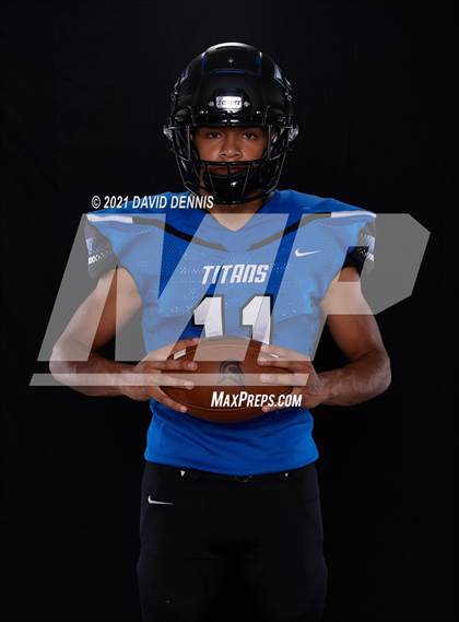 Thumbnail 1 in Frontier Football Seniors photogallery.