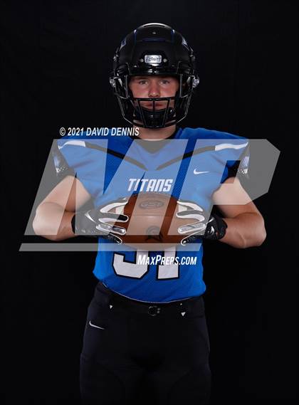 Thumbnail 3 in Frontier Football Seniors photogallery.