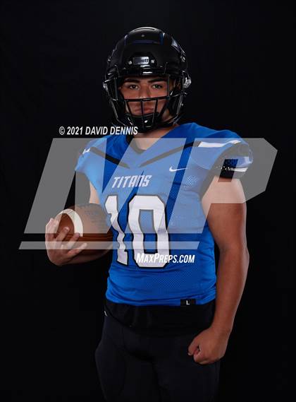 Thumbnail 3 in Frontier Football Seniors photogallery.