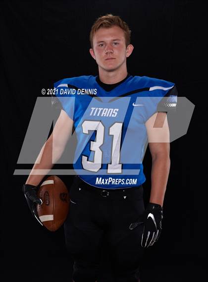 Thumbnail 3 in Frontier Football Seniors photogallery.