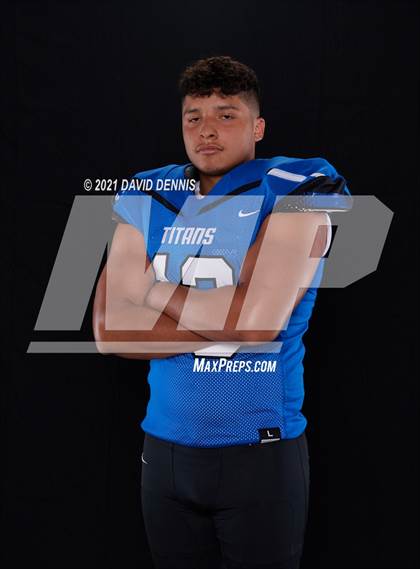 Thumbnail 3 in Frontier Football Seniors photogallery.