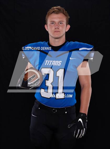 Thumbnail 3 in Frontier Football Seniors photogallery.