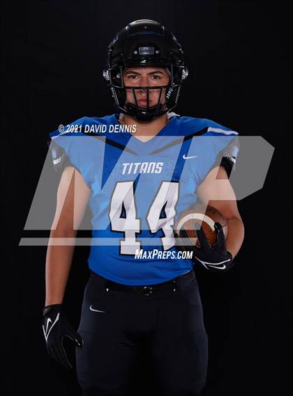 Thumbnail 3 in Frontier Football Seniors photogallery.