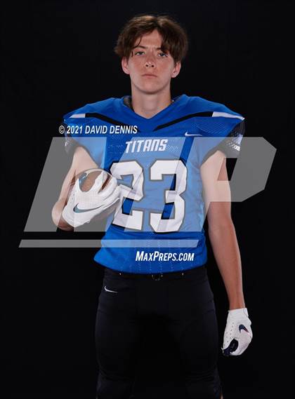Thumbnail 3 in Frontier Football Seniors photogallery.