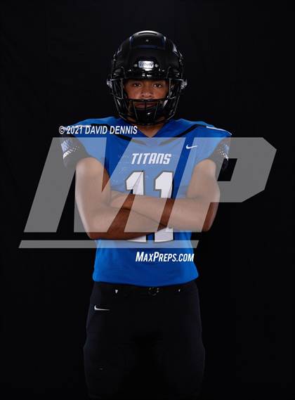 Thumbnail 2 in Frontier Football Seniors photogallery.