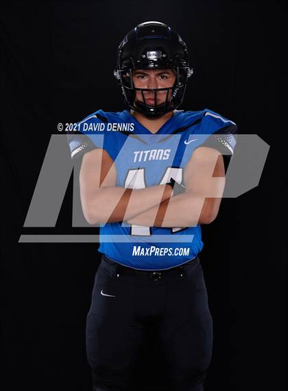 Thumbnail 2 in Frontier Football Seniors photogallery.