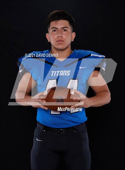 Thumbnail 2 in Frontier Football Seniors photogallery.