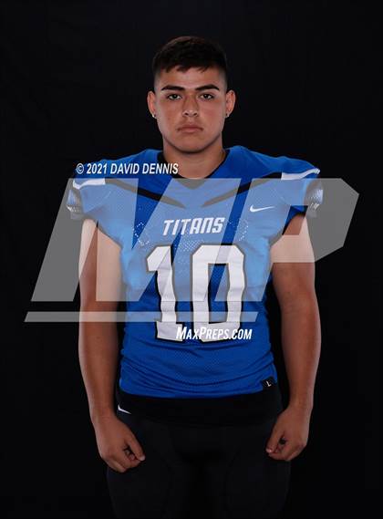Thumbnail 3 in Frontier Football Seniors photogallery.