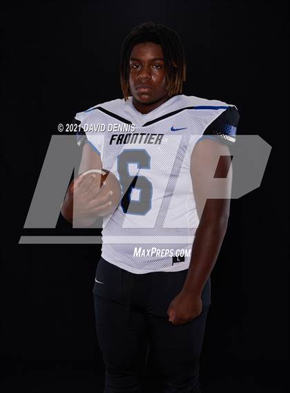 Thumbnail 1 in Frontier Football Seniors photogallery.