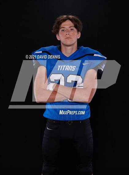 Thumbnail 3 in Frontier Football Seniors photogallery.