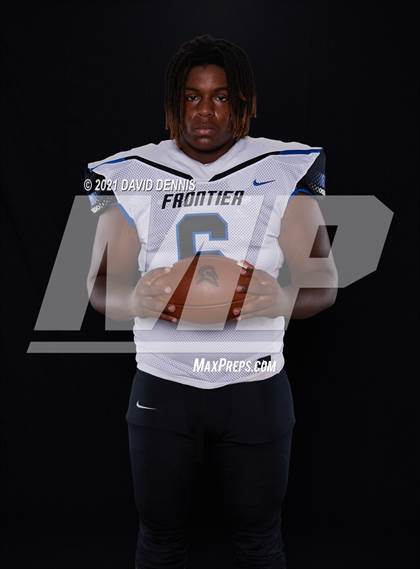 Thumbnail 3 in Frontier Football Seniors photogallery.