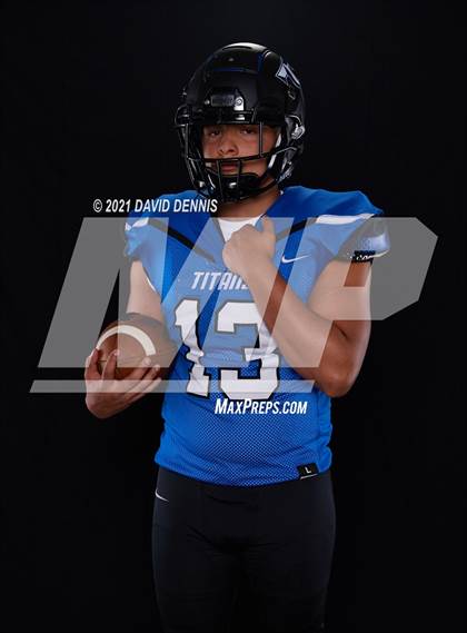 Thumbnail 3 in Frontier Football Seniors photogallery.