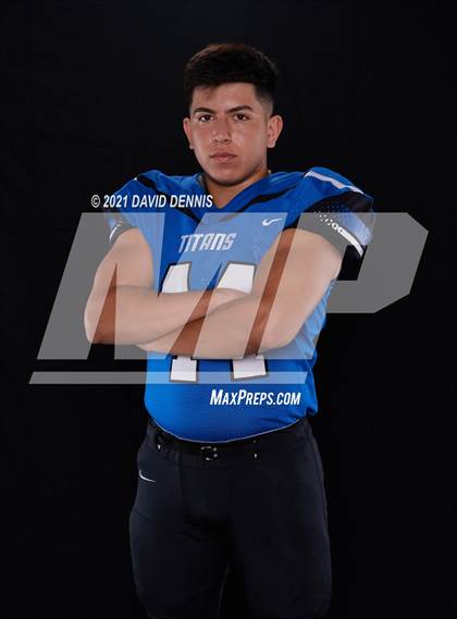 Thumbnail 3 in Frontier Football Seniors photogallery.
