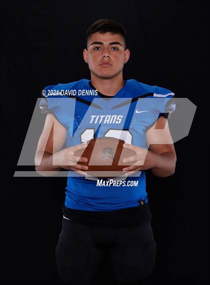 Thumbnail 3 in Frontier Football Seniors photogallery.