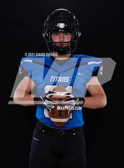 Thumbnail 2 in Frontier Football Seniors photogallery.