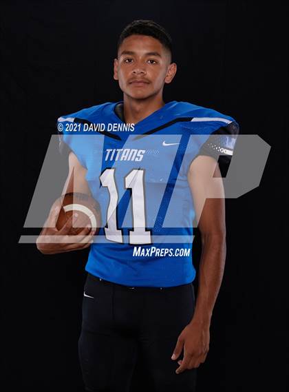 Thumbnail 2 in Frontier Football Seniors photogallery.
