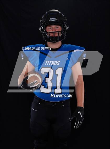 Thumbnail 3 in Frontier Football Seniors photogallery.