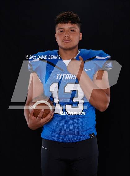 Thumbnail 3 in Frontier Football Seniors photogallery.