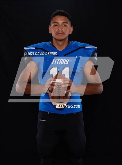 Thumbnail 1 in Frontier Football Seniors photogallery.
