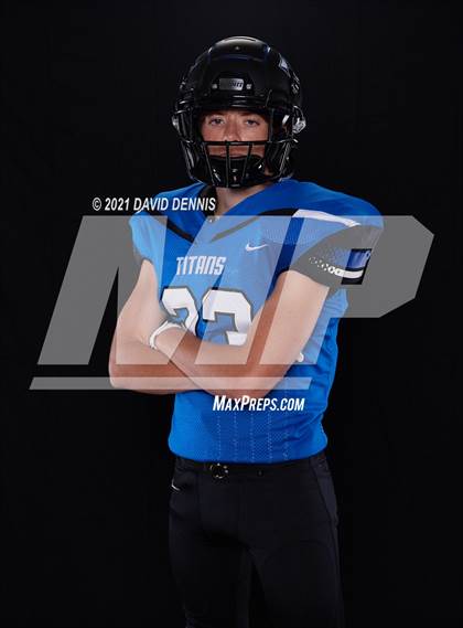 Thumbnail 2 in Frontier Football Seniors photogallery.