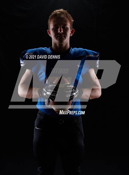 Thumbnail 2 in Frontier Football Seniors photogallery.