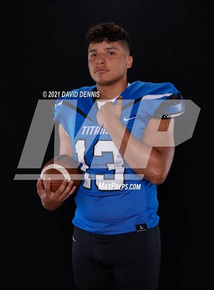 Thumbnail 2 in Frontier Football Seniors photogallery.